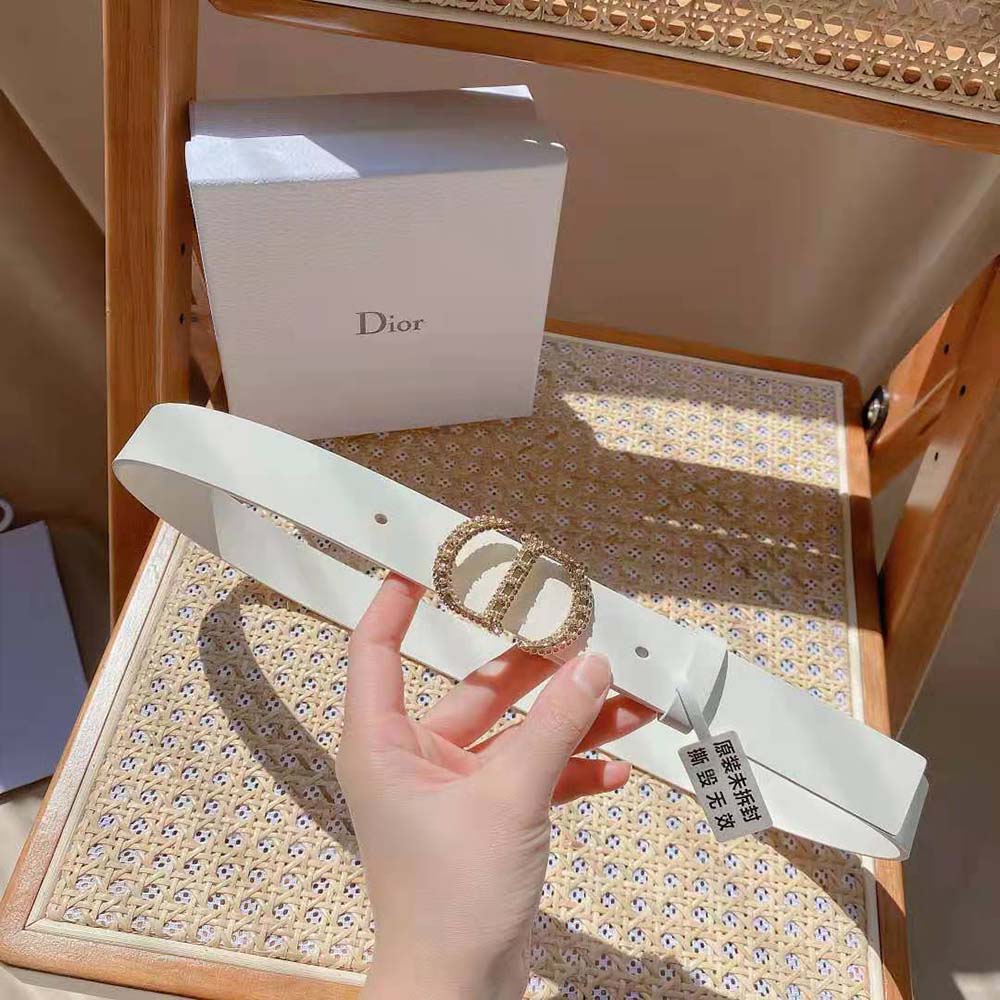 Close-up detail of silver-tone crystals on Dior Women 30 Montaigne Belt