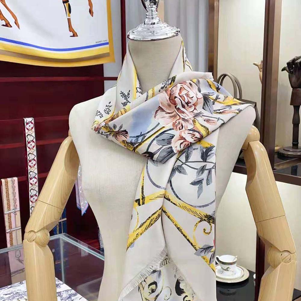 Dior Women Granville 90 Square Scarf White and Gray Silk Twill - image 4