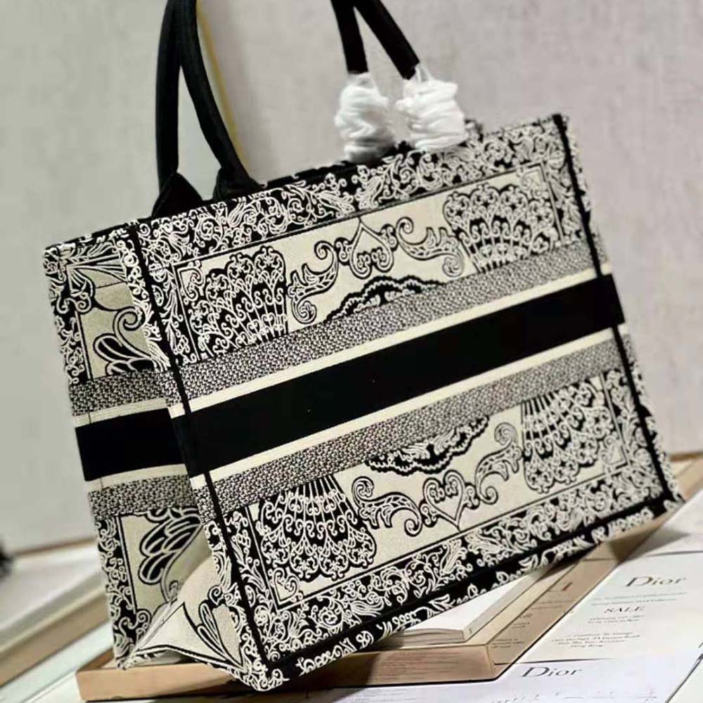 Dior Women Medium Dior Book Tote White and Black Dior Bandana Embroidery - image 5