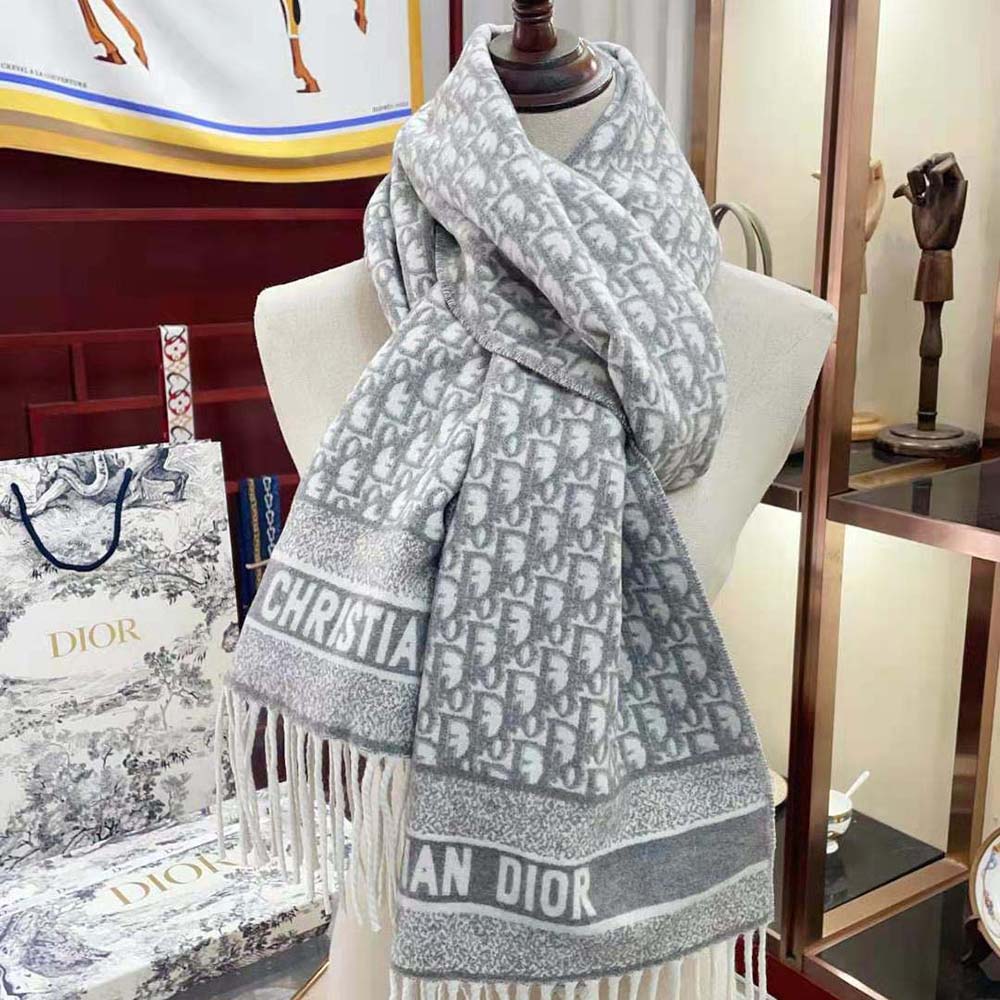Dior Women Oblique Scarf Gray Cashmere elegantly draped over mannequin shoulders