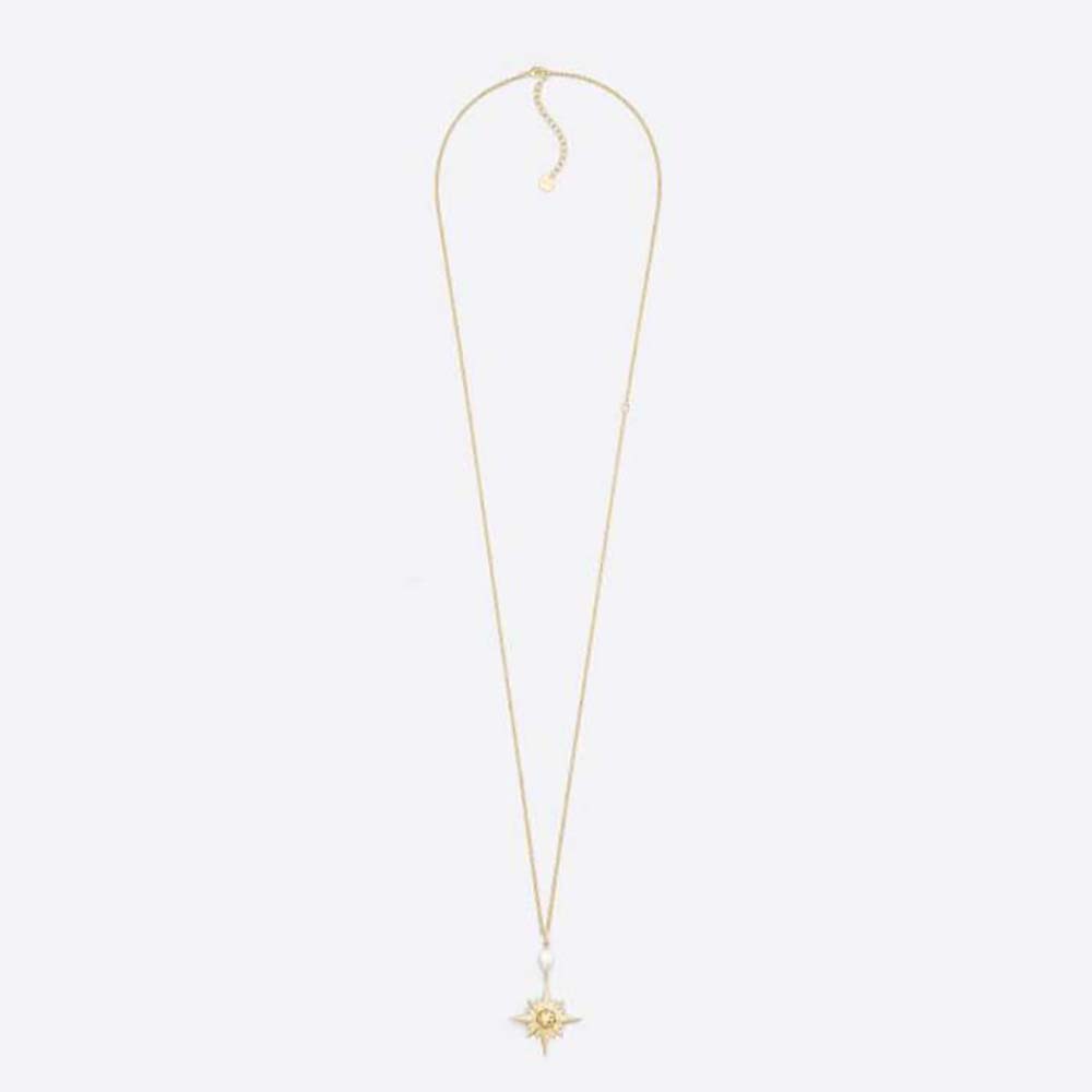 Close-up of Dior Women Rêve D’infini Long Necklace with pearl detail
