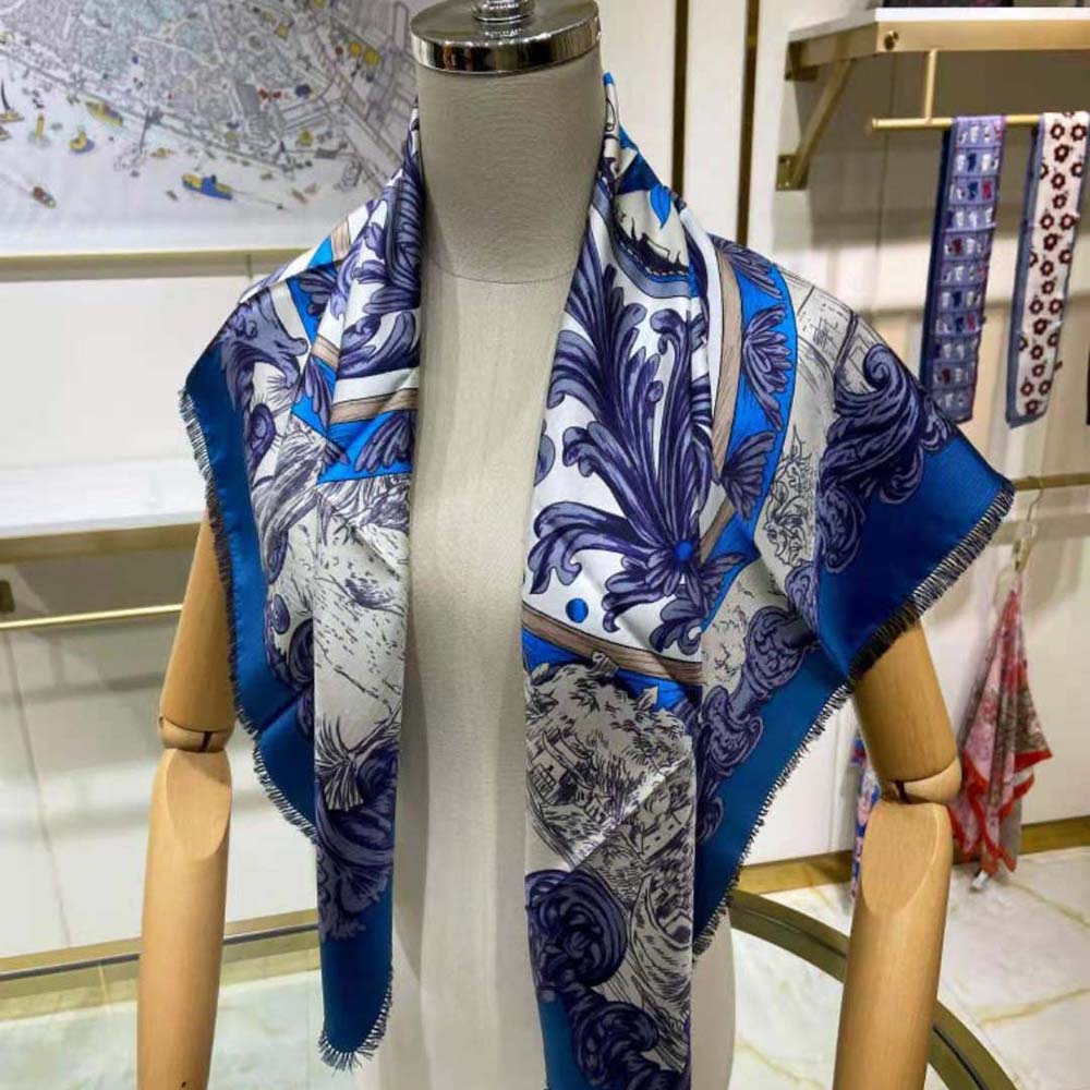 Close-up on signature Rose Des Vents motif of Dior Women Rose Des Vents 90 Square Scarf