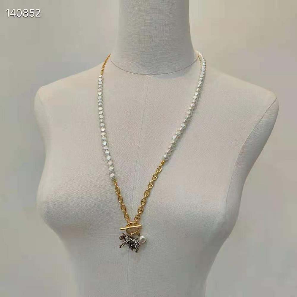 Side view of Dior Women Toile De Jouy Necklace showing adjustable chain detail