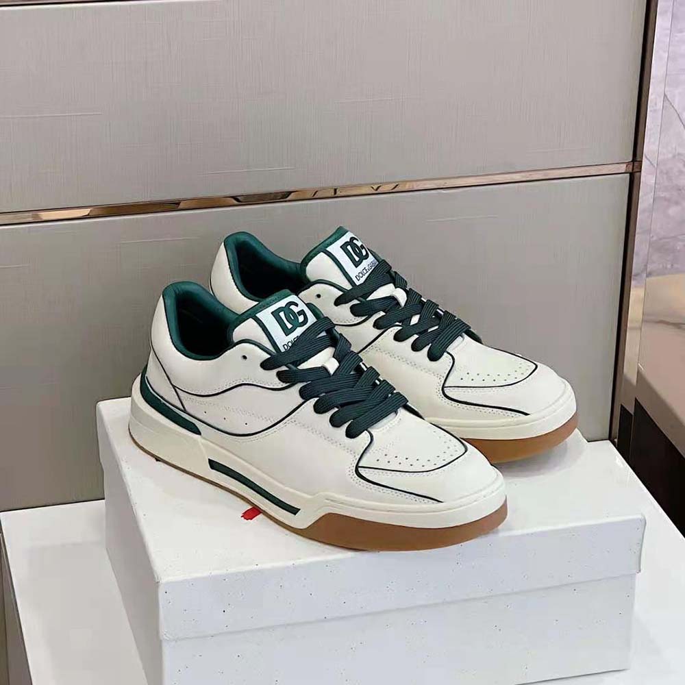 Top view showing lace closure of Dolce Gabbana D&G New Roma Sneakers
