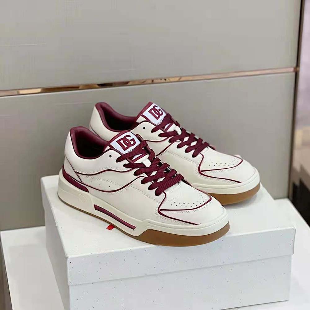 Top view showing lace closure and cushioned sole of D&G Unisex New Roma Sneakers