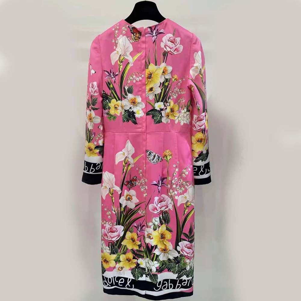 Side zipper detail on Dolce Gabbana D&G Women Rabbit-Print Midi Dress