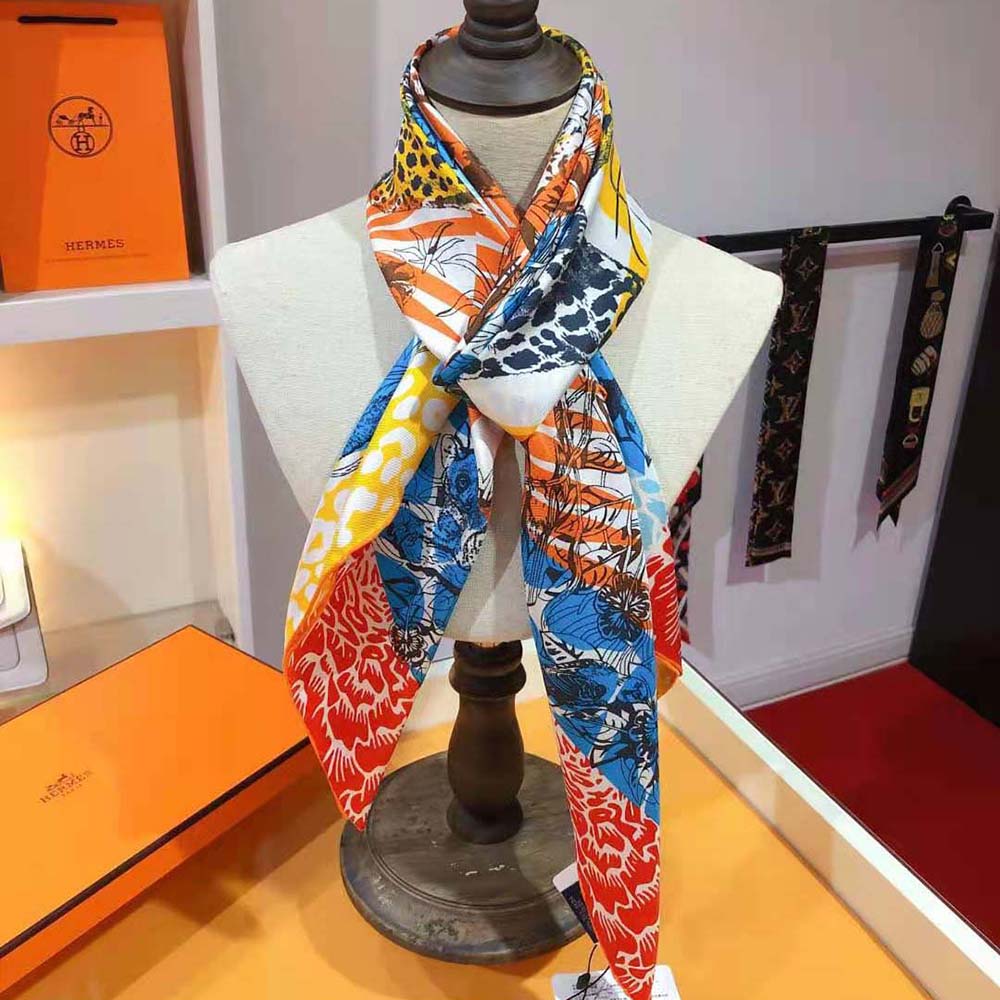 Close-up of hand-rolled edges on Hermes Women Jungle Love Scarf