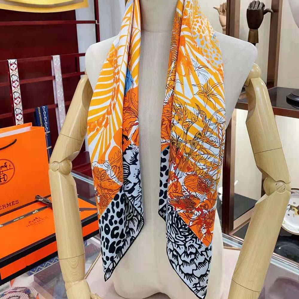 Hermes Women Jungle Love Stamped Scarf 70 in Silk Twill with Hand-Rolled Edges-Red - image 4