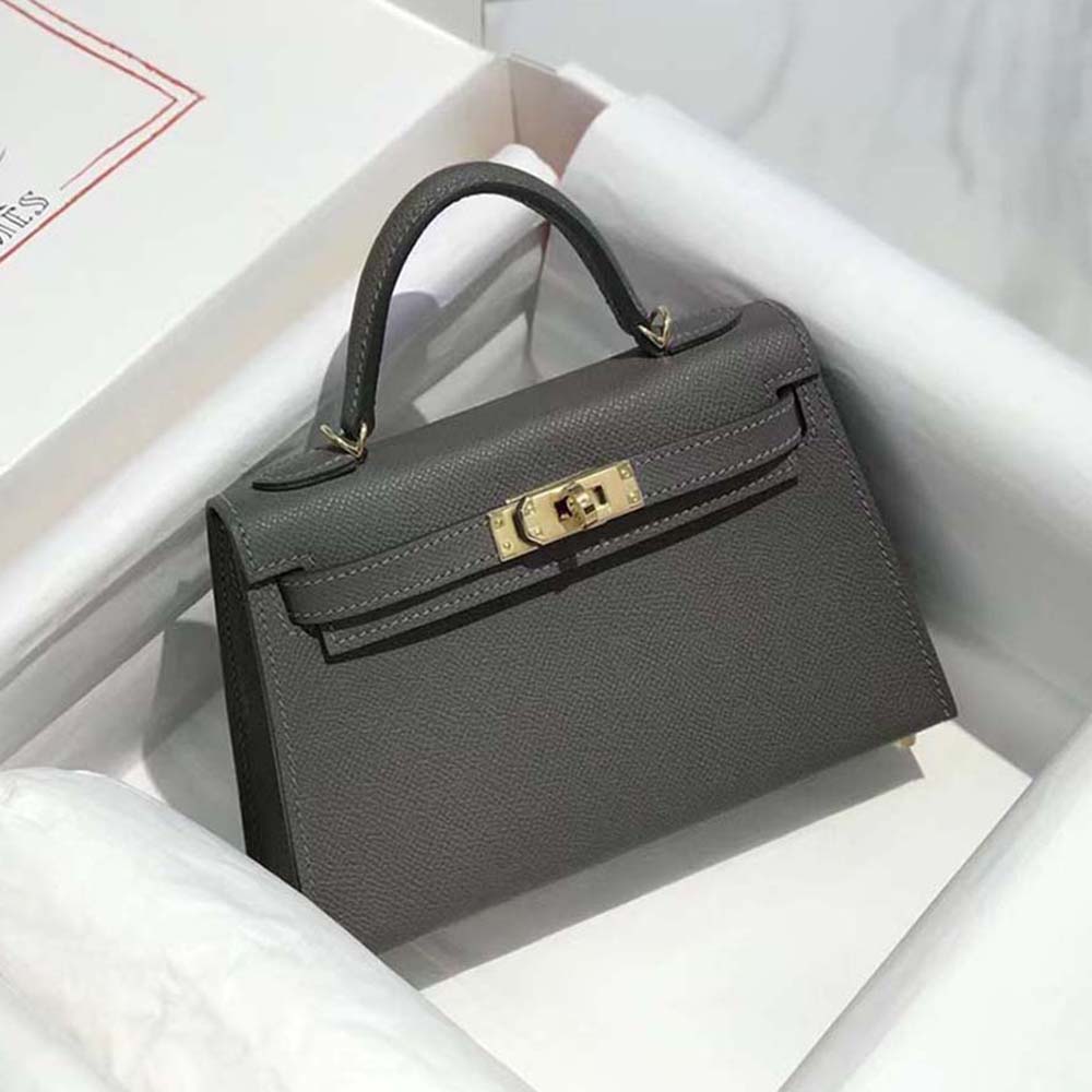 Front view of Hermes Women Kelly Bag 20 in gray Epsom leather