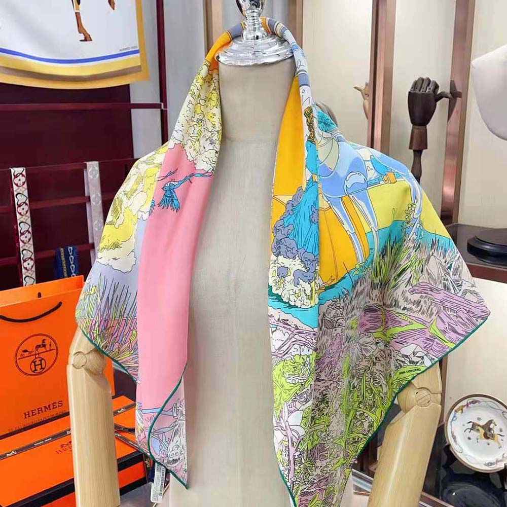 Hermes Women Rendez-Vous Galant Scarf 70 in Silk Twill with Hand-Rolled Edges-Pink - image 4