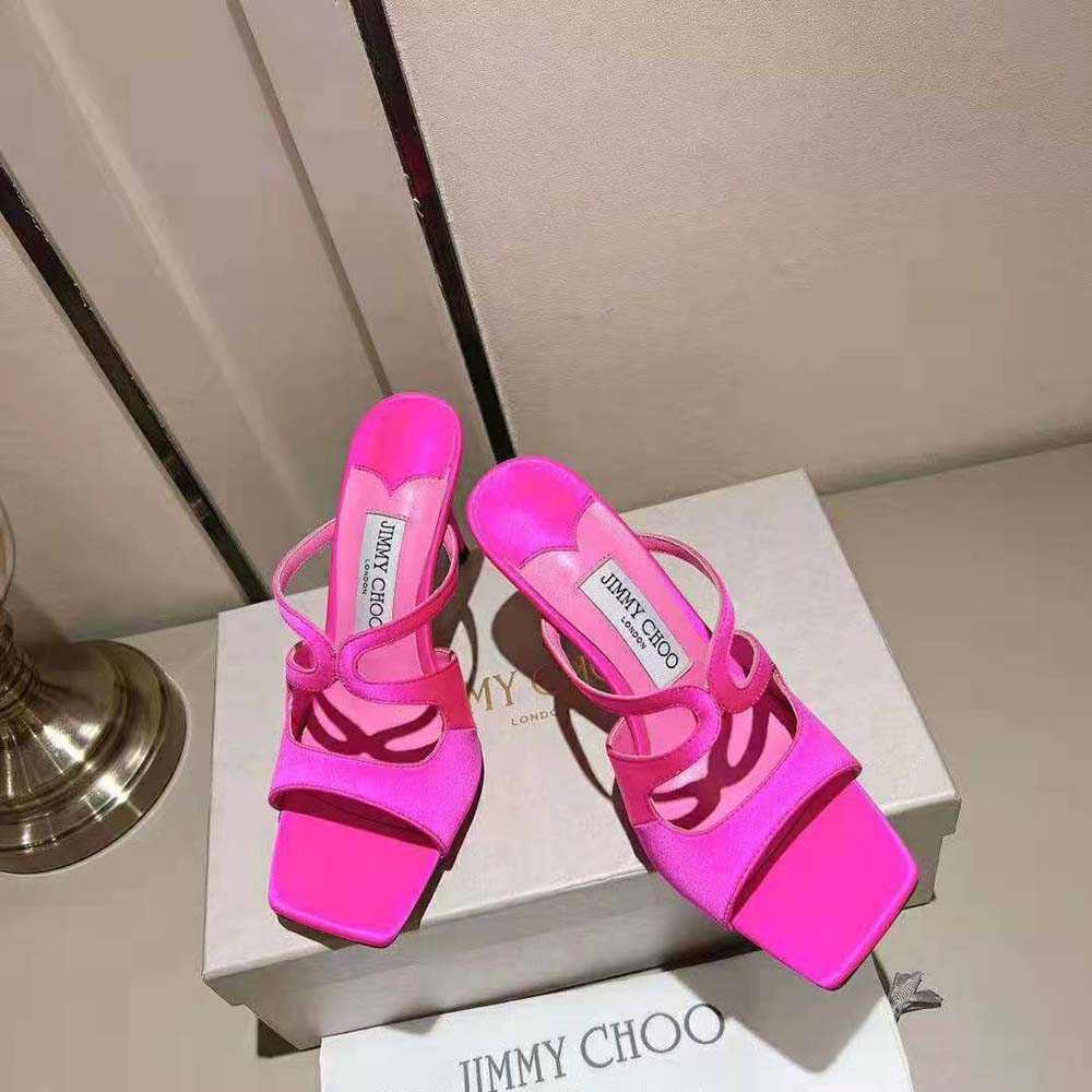 Rear view of pointed heel on Jimmy Choo Women Anise 95 mules