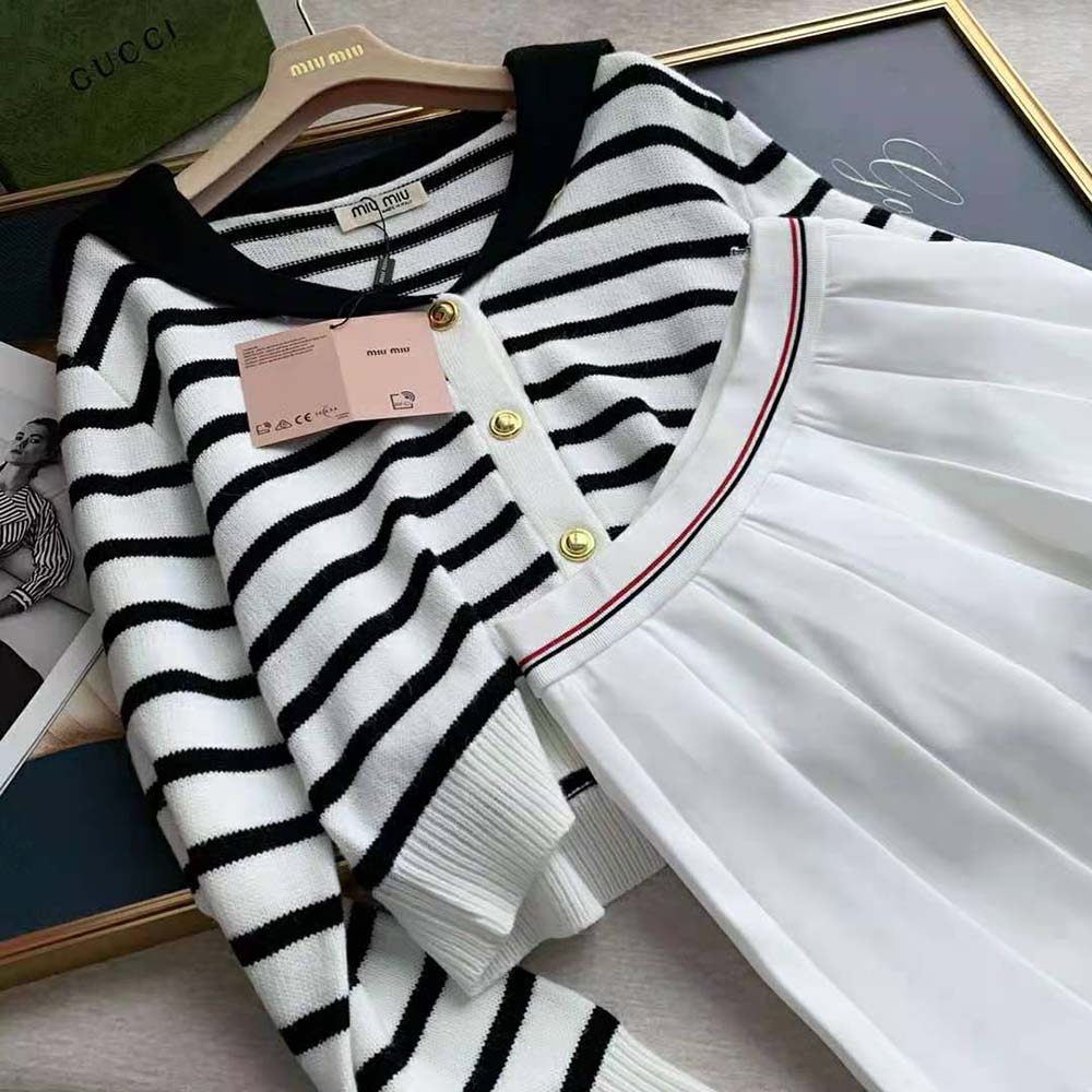 Miu Miu Women Cashmere Cardigan with Intarsia Logo-White - image 6