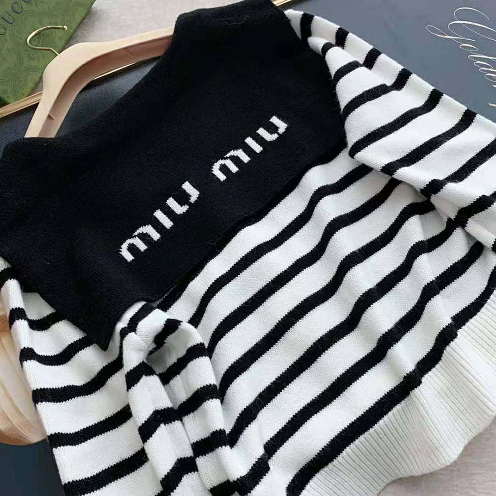 Miu Miu Women Cashmere Cardigan with Intarsia Logo-White - image 7