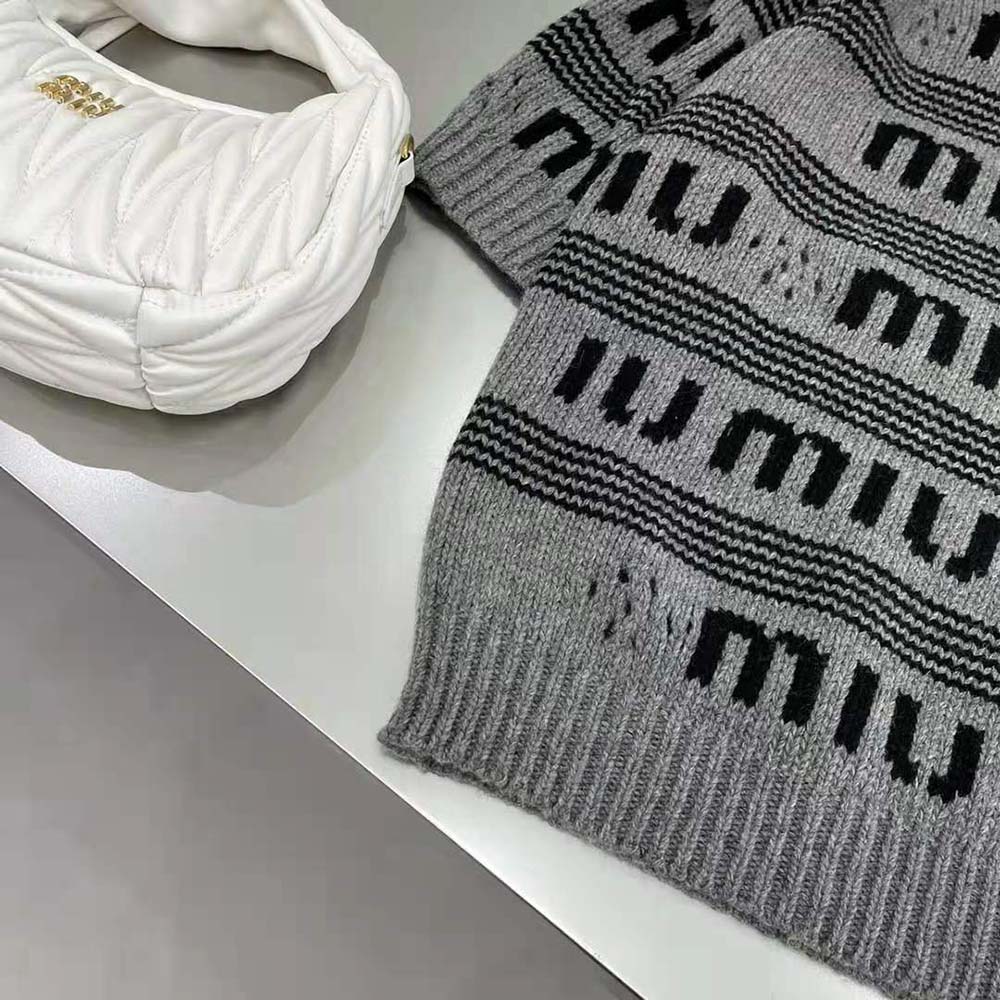 Miu Miu Women Cashmere Crew-Neck Sweater with Intarsia Knit Logo-Gray - image 7