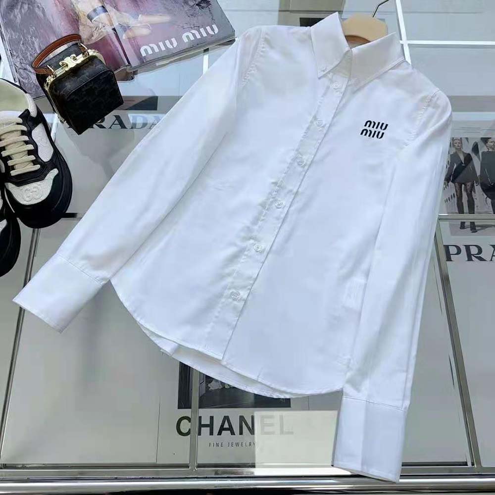Side angle showing silhouette of Miu Miu Women Cropped Poplin Shirt white