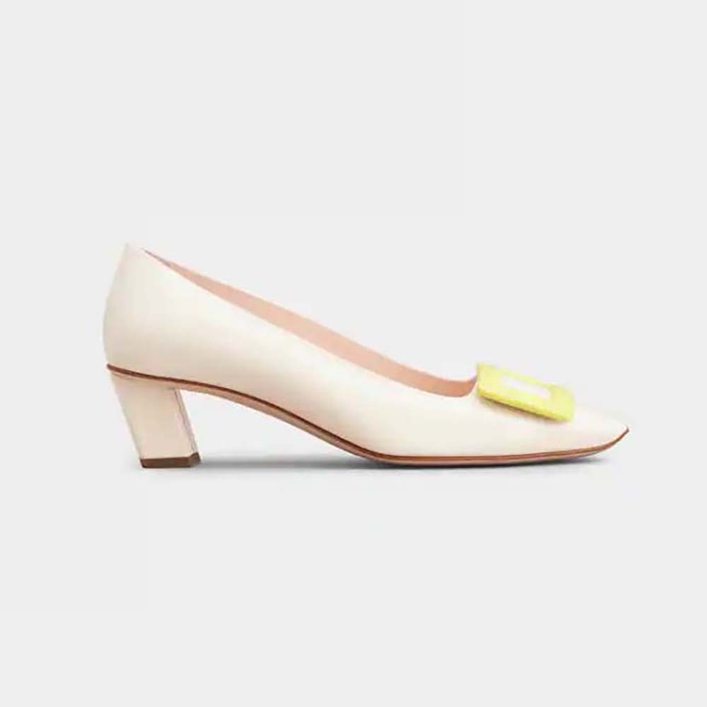 Side view of Roger Vivier Women Patent Leather Belle Vivier Pumps-White