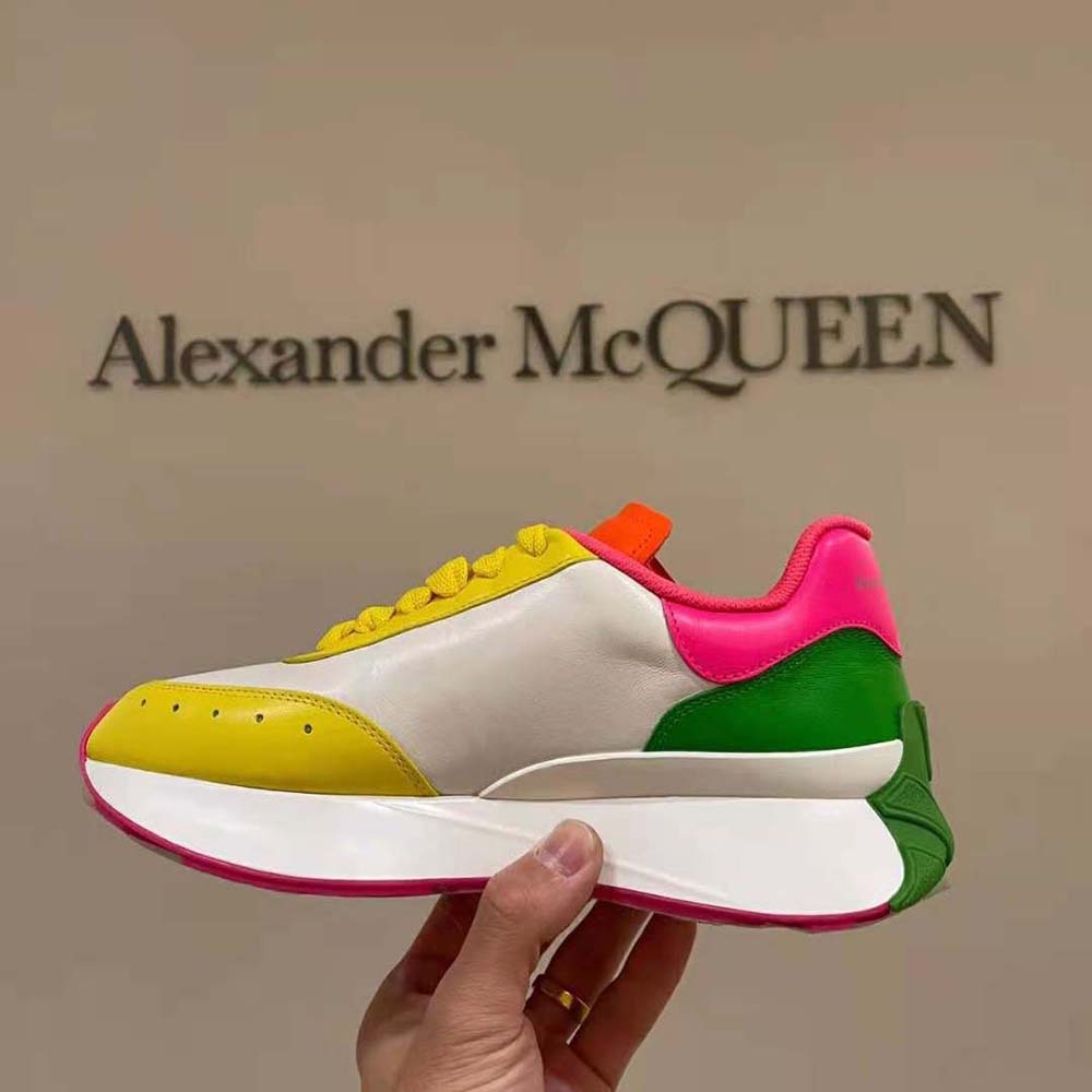 Bottom sole tread and logo of Alexander Mcqueen Women Sprint Runner