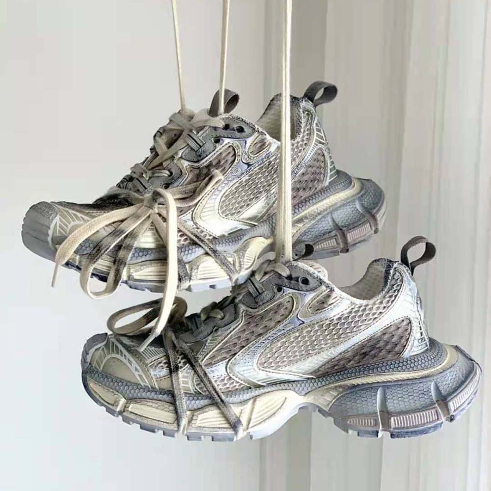 Balenciaga Unisex 3XL Sneaker in off White Mesh and Polyurethane - image 9