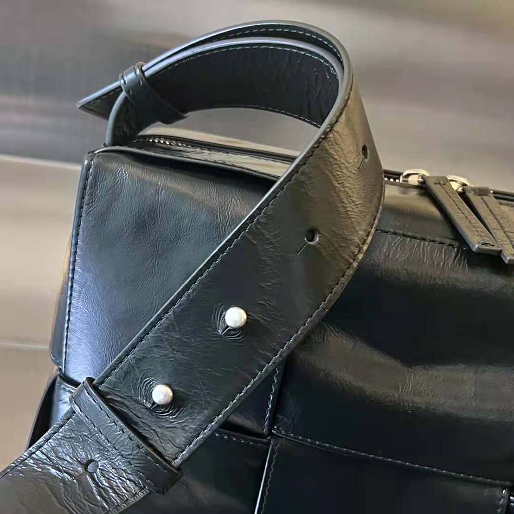Bottega Veneta Women Intreccio Slouchy Leather Cross-Body Arco Camera Bag-Black - image 7
