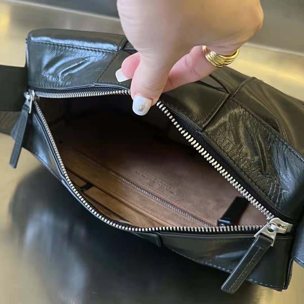 Bottega Veneta Women Intreccio Slouchy Leather Cross-Body Arco Camera Bag-Black - image 8