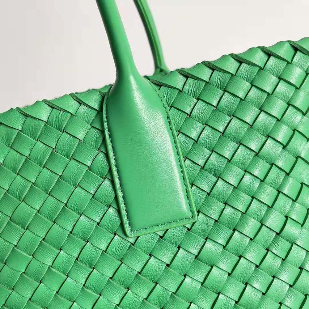 Bottega Veneta Women Medium Cabat Leather Tote Bag with Detachable Strap-Green - image 9