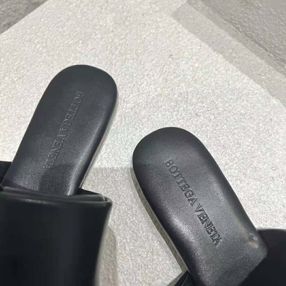 Bottega Veneta Women Patch Flat Mule Padded Intreccio Leather Flat Mules-Black - image 9