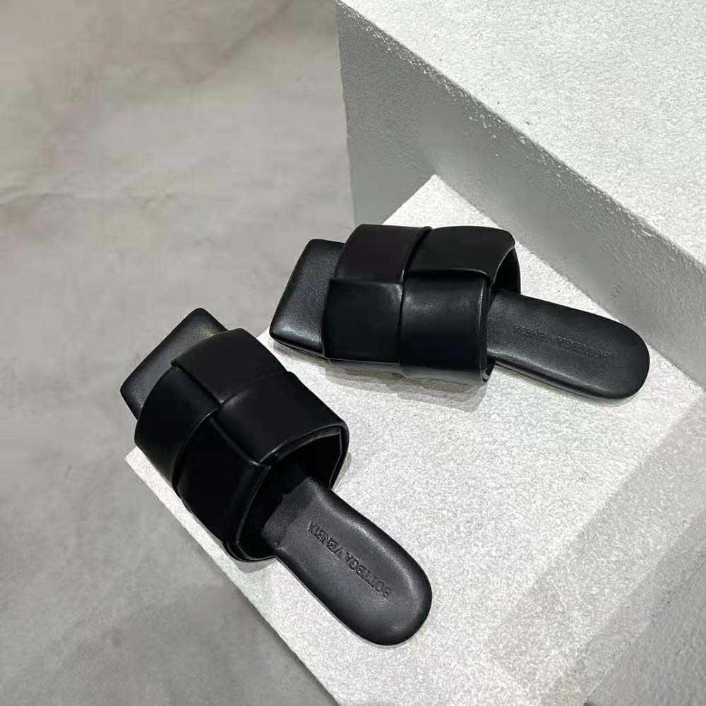 Bottega Veneta Women Patch Flat Mule Padded Intreccio Leather Flat Mules-Black - image 6