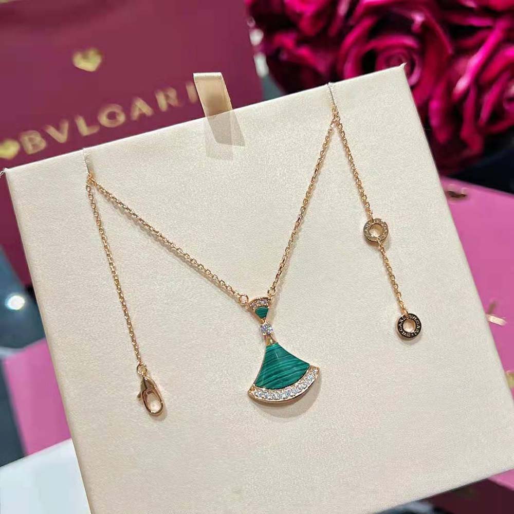 Bvlgari Women DIVAS’ DREAM Necklace in 18 KT Rose Gold with Pendant Set-Green - image 6