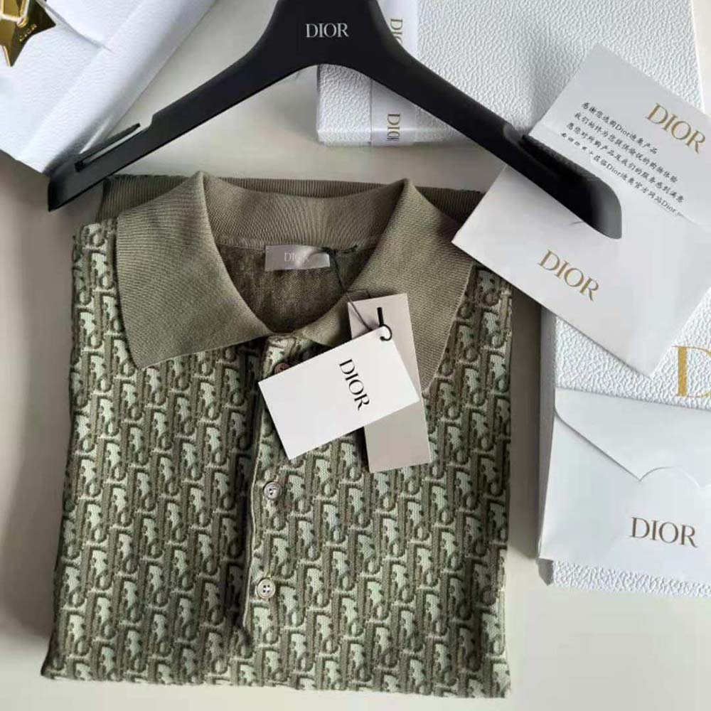 Close-up of Dior Oblique pattern on Dior Men Oblique Polo Shirt