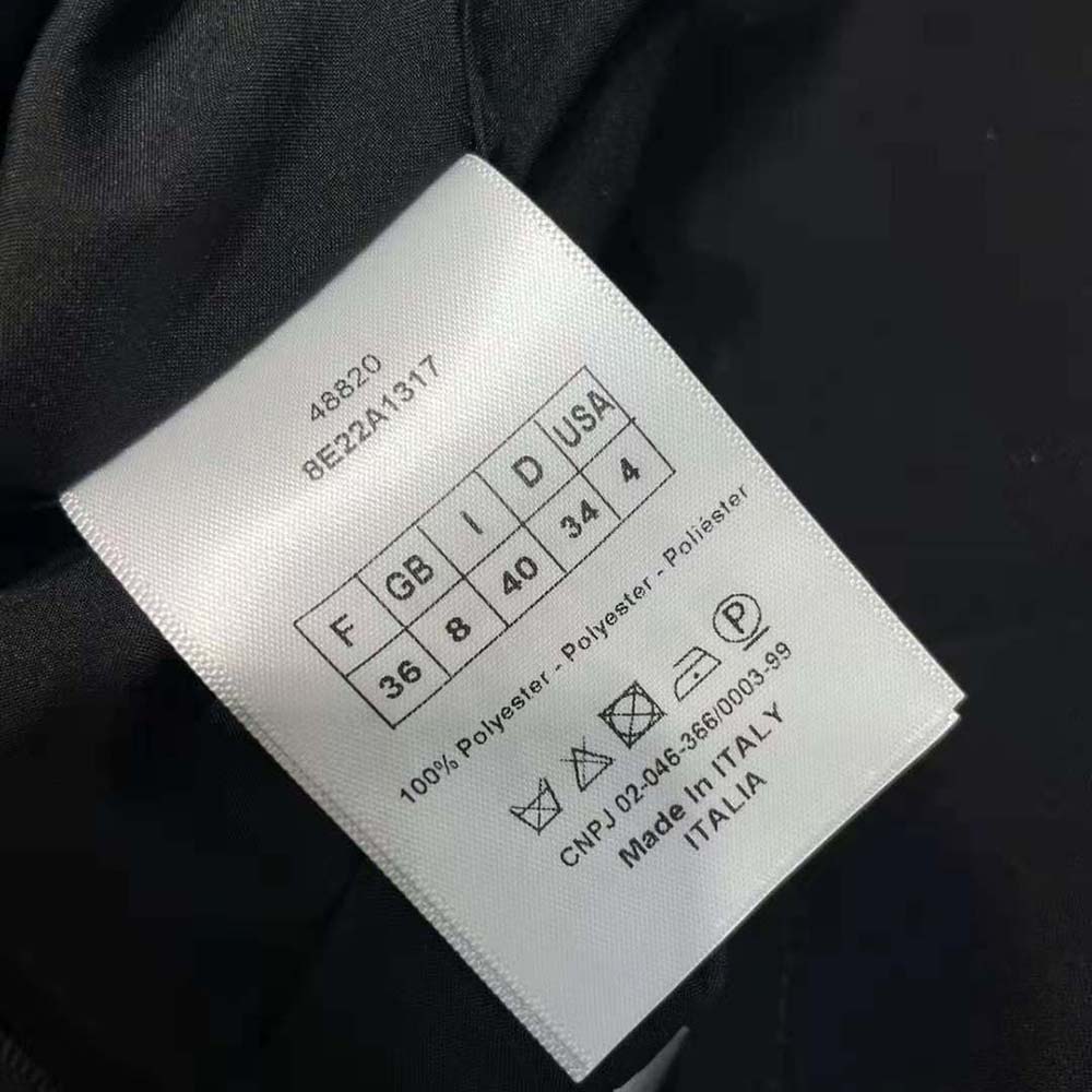 Dior Women Skort with CD Button Black Wool and Silk - image 10