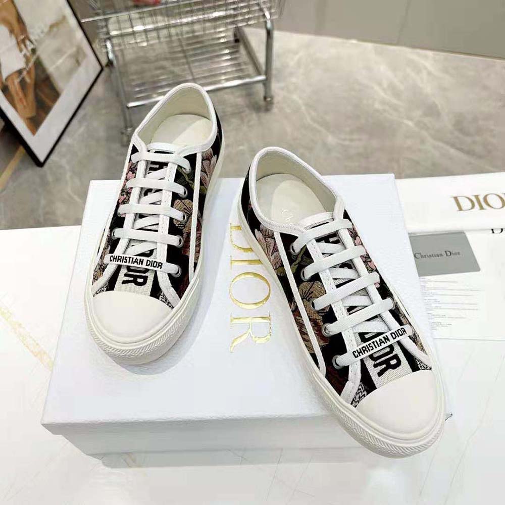 Top-down angle showing lace-up closure on Dior Women Walk’N’Dior Sneaker