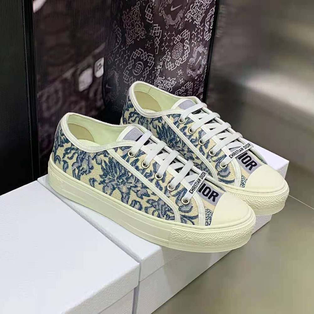 Top view showing lace-up closure on Dior Women Walk’N’Dior Sneaker Duck Blue