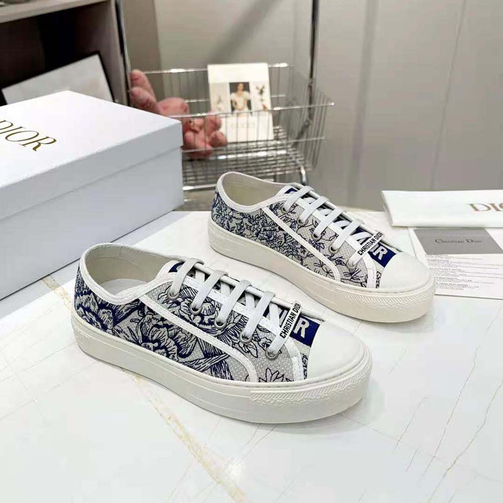 Top view showing lace-up closure of Dior Women Walk’N’Dior Sneaker
