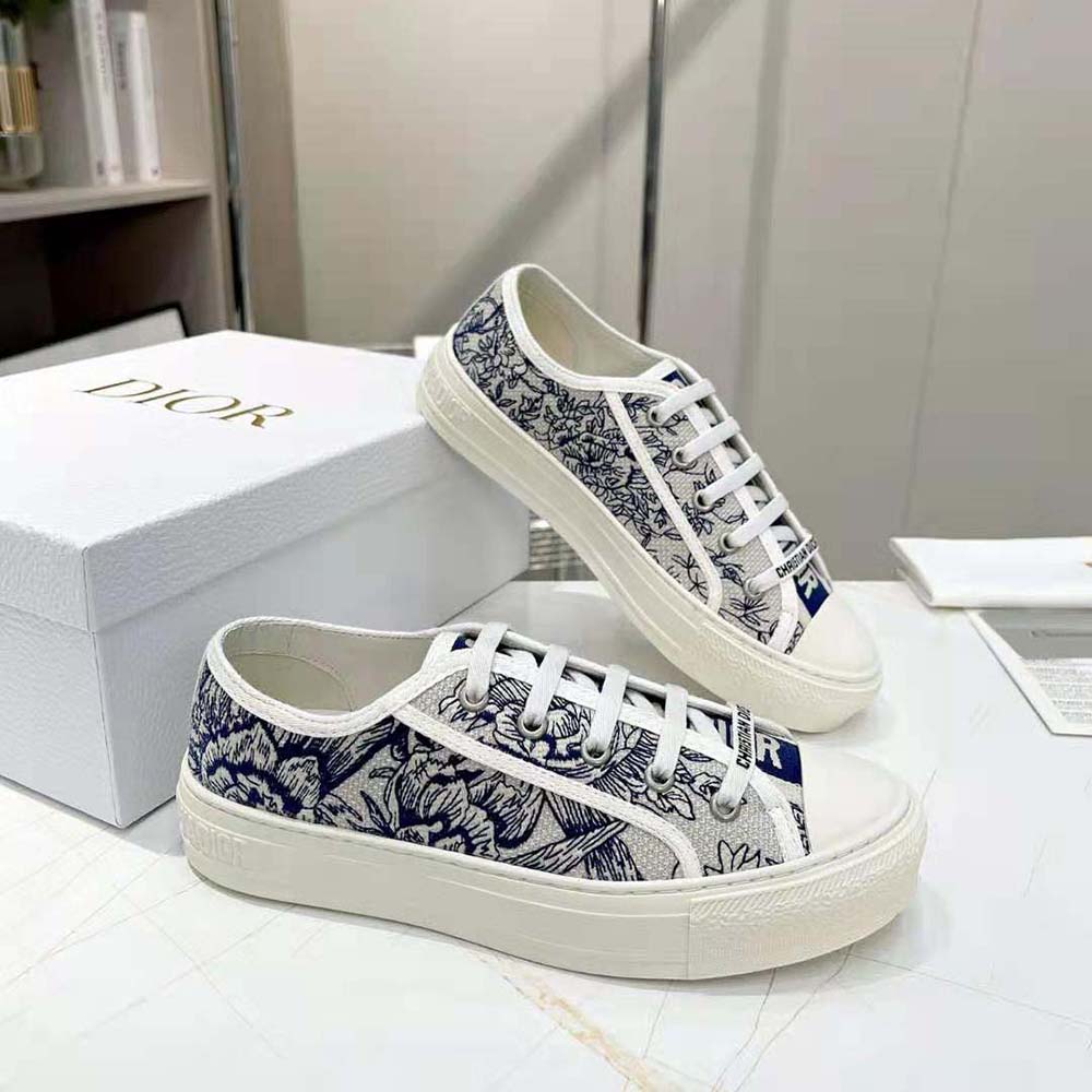 Dior Women Walk’N’Dior Sneaker White and Blue Dior Jardin D’Hiver Embroidered Cotton - image 7