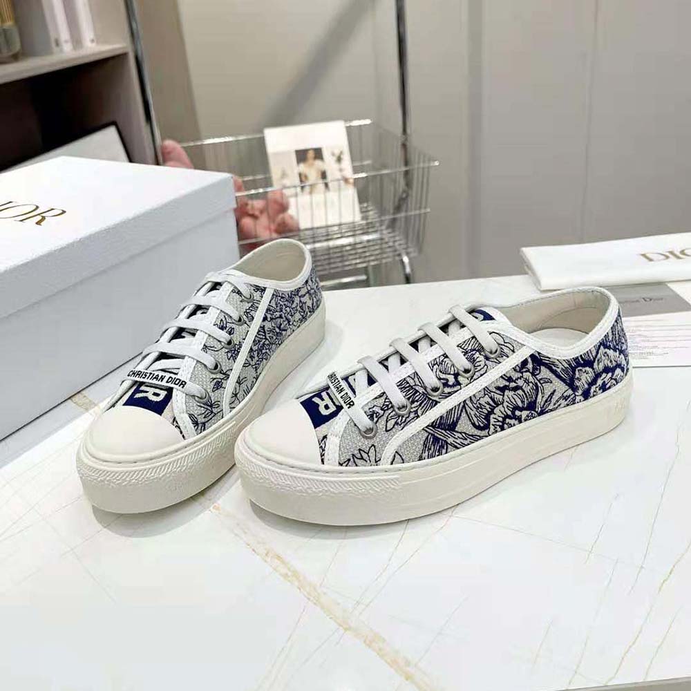 Dior Women Walk’N’Dior Sneaker White and Blue Dior Jardin D’Hiver Embroidered Cotton - image 6