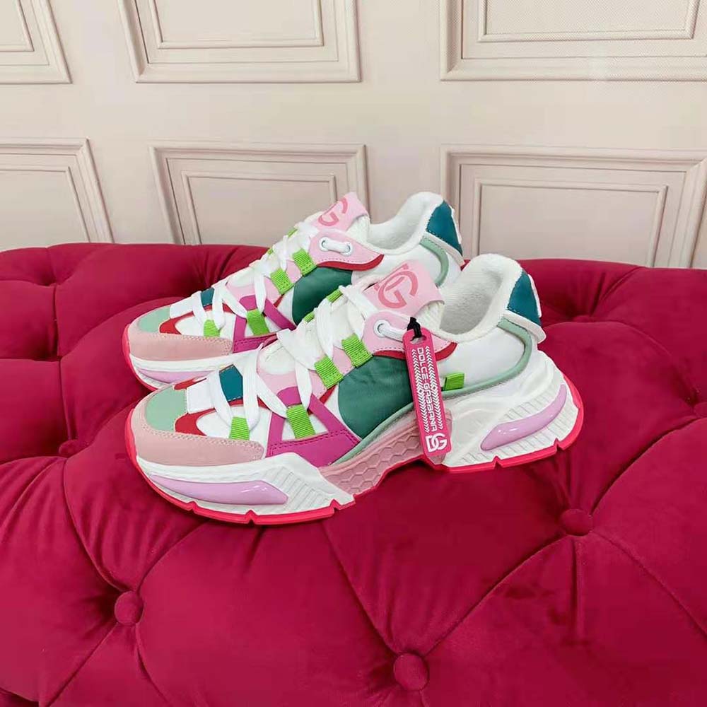 Detail of signature D&G logo hardware on pink Airmaster Sneakers