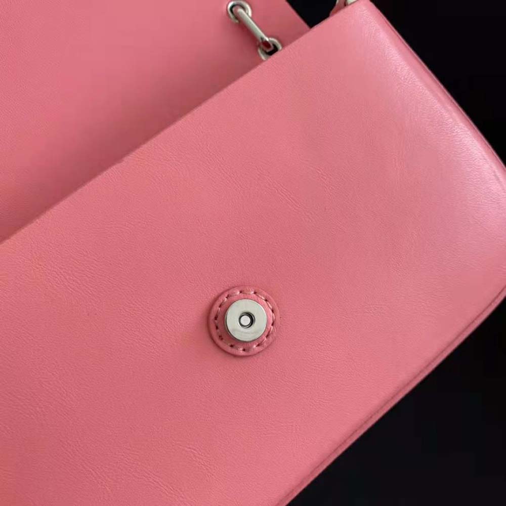 Fendi Women Baguette Phone Pouch Pink Patent Leather Pouch - image 9