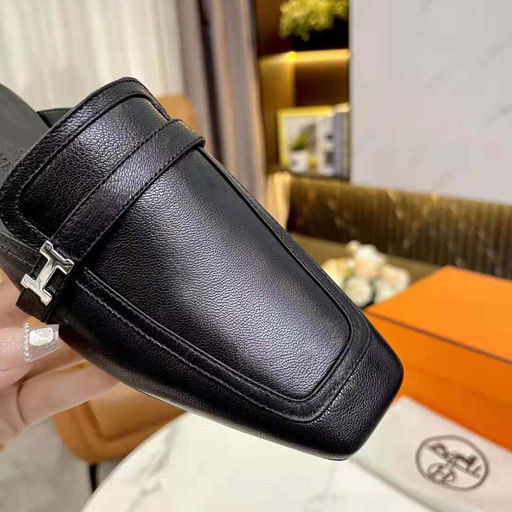 Hermes Women Groupie Mule in Goatskin with Miniature Palladium-Plated Paris Buckle-Black - image 9