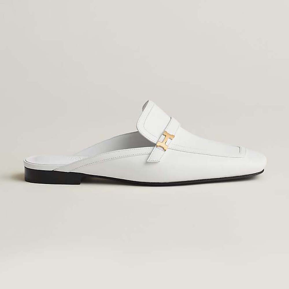Side profile of Hermes Women Groupie Mule in white goatskin
