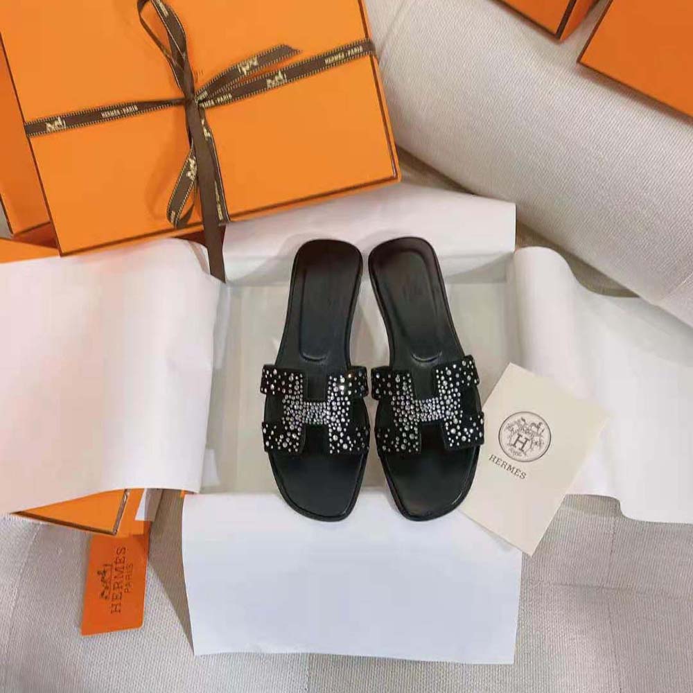 Hermes Women Oasis Sandal in Suede Goatskin-Black - image 4