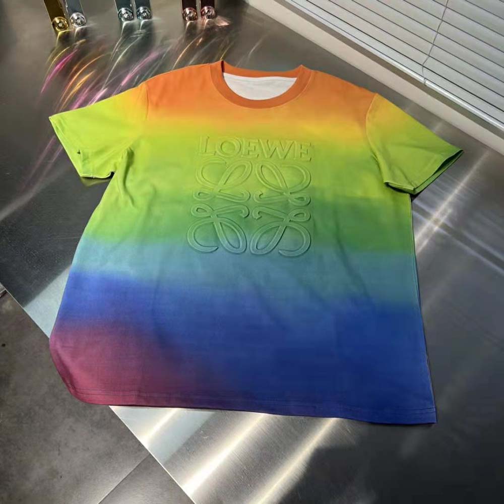Side angle showing relaxed fit of Loewe Women Rainbow Anagram T-shirt in Cotton