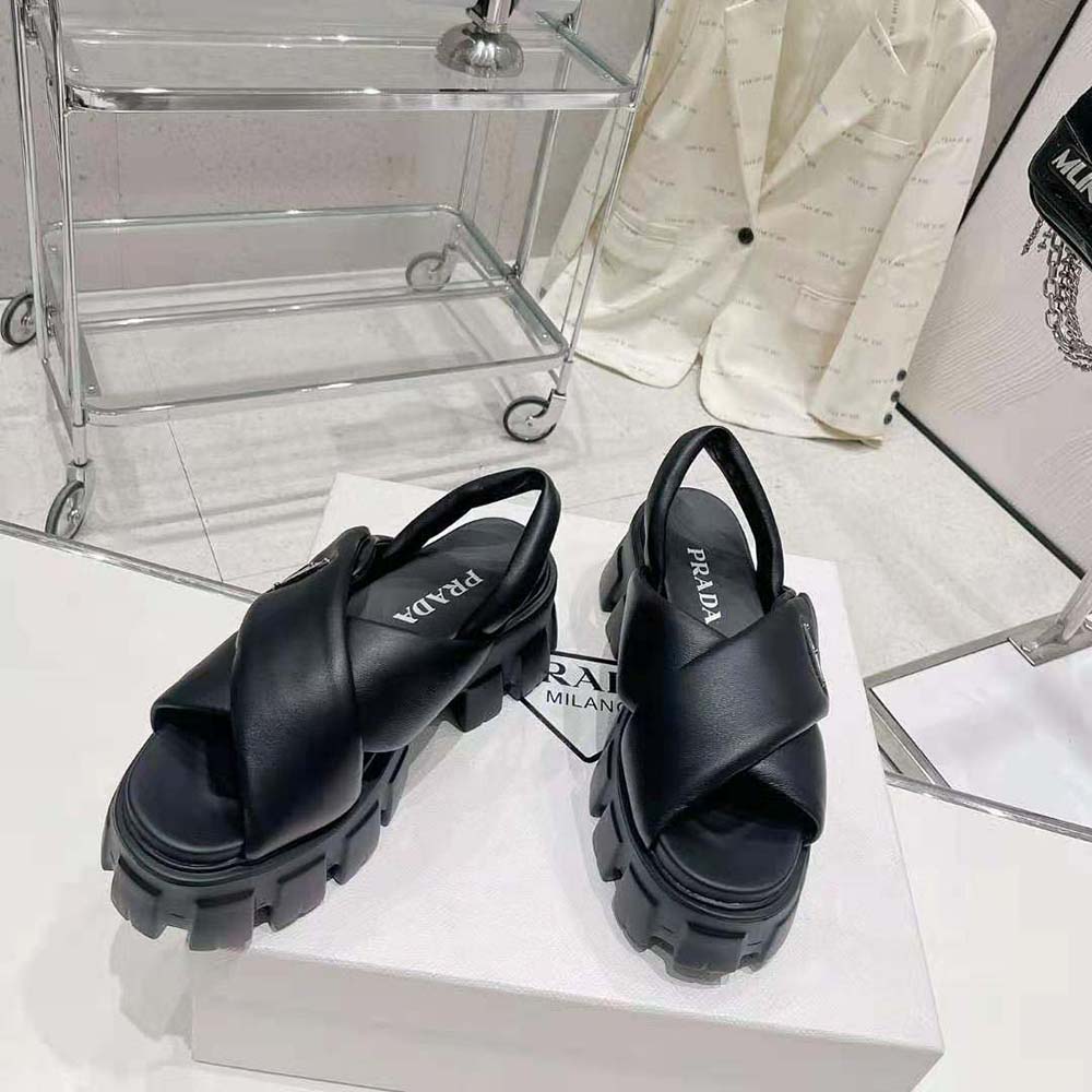 Close-up on ridged sole detail of Prada Women Monolith Padded Nappa Leather Sandals-Black