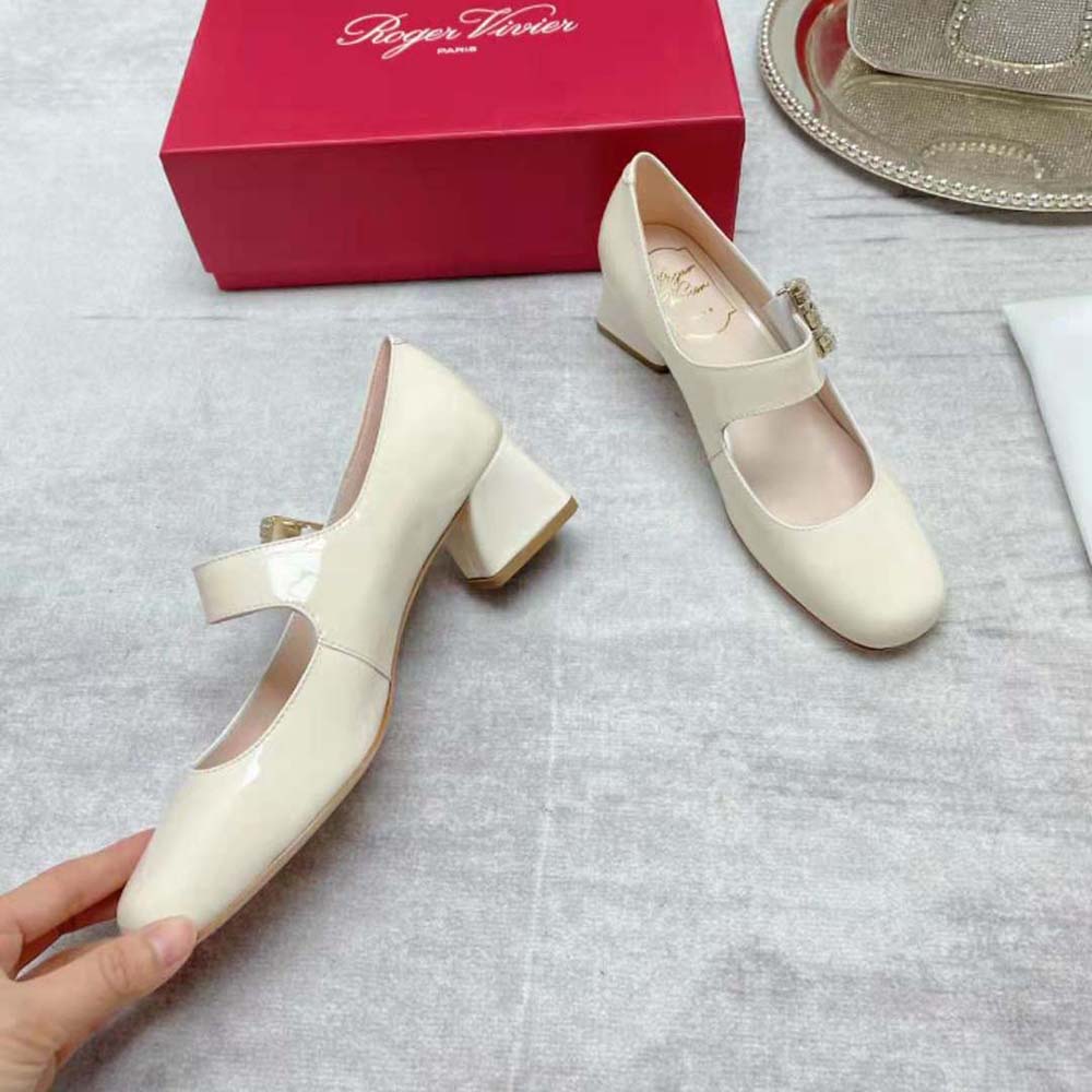 Roger Vivier Women Très Vivier Rhinestone Buckle Babies Pumps-White - image 5