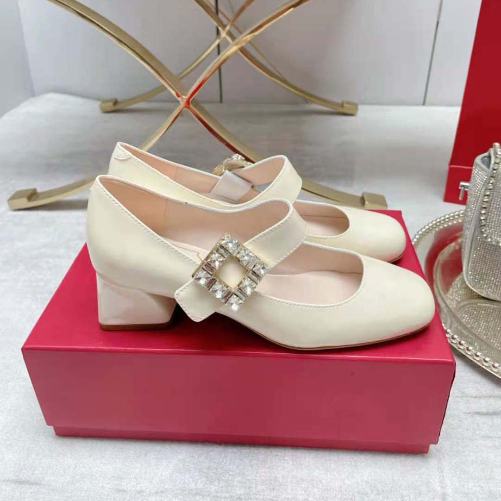 Roger Vivier Women Très Vivier Rhinestone Buckle Babies Pumps-White - image 6