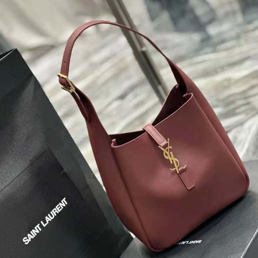Side angle showing flap closure of Saint Laurent YSL Women Le 5 à 7 Soft Small