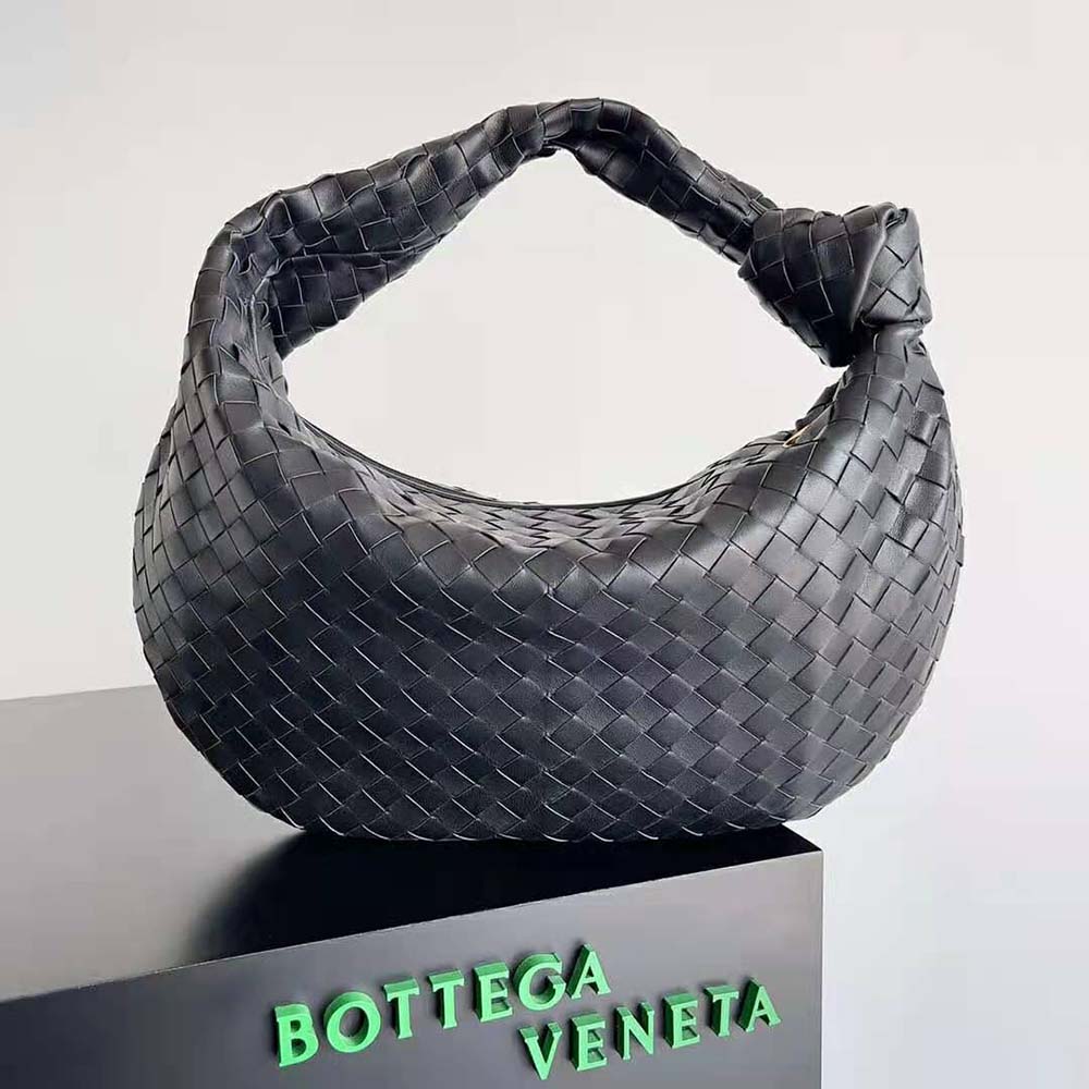 Close-up of intrecciato woven leather on Bottega Veneta Small Jodie shoulder bag