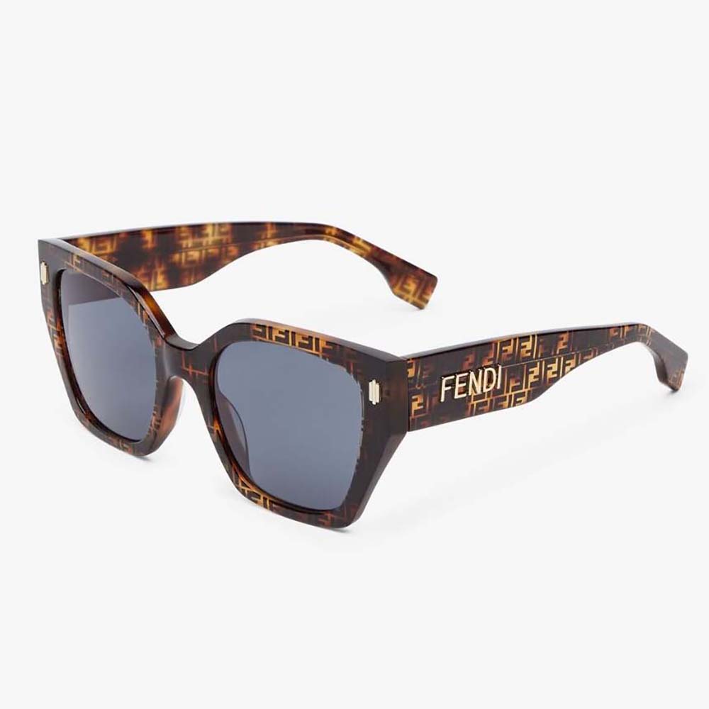Front view of Fendi Unisex Fendi Bold Low Bridge Fit Havana Acetate Sunglasses