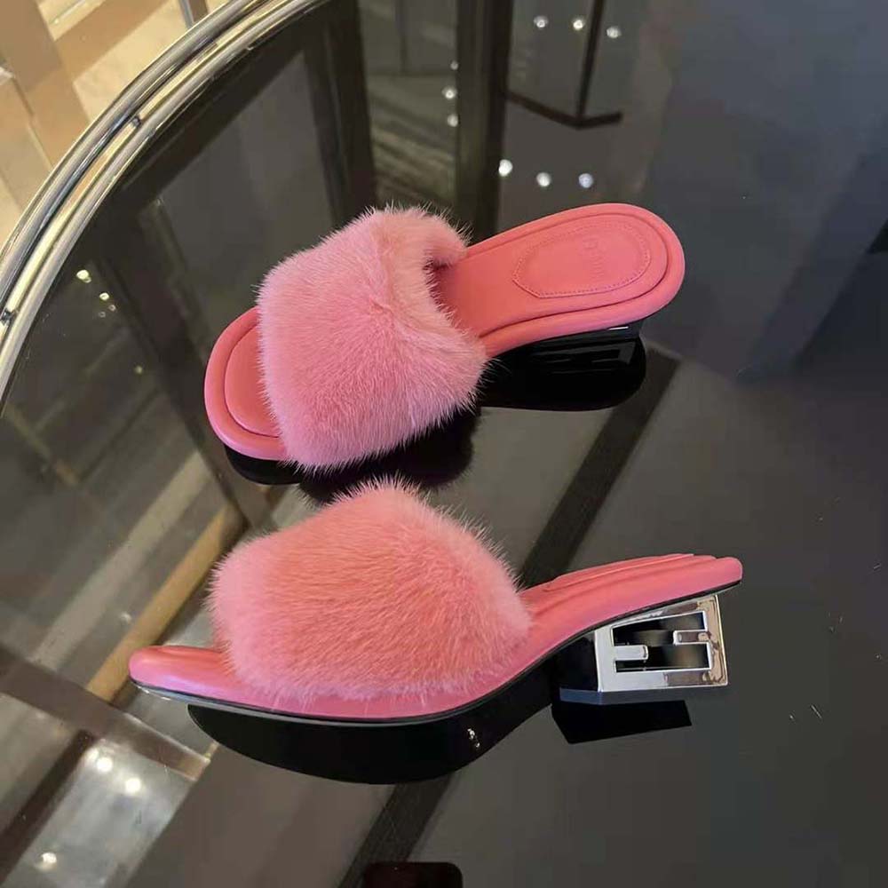 Fendi Women Baguette Pink Mink Slides - image 7
