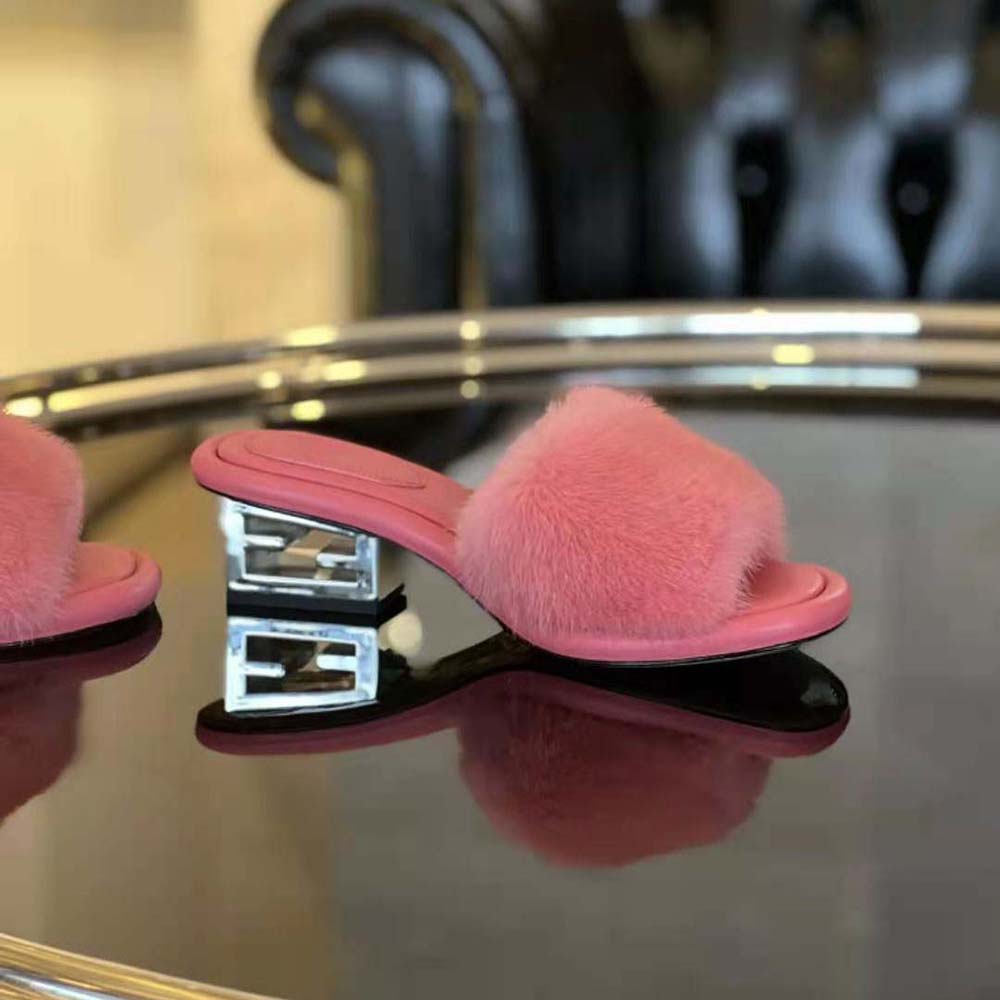 Fendi Women Baguette Pink Mink Slides - image 10