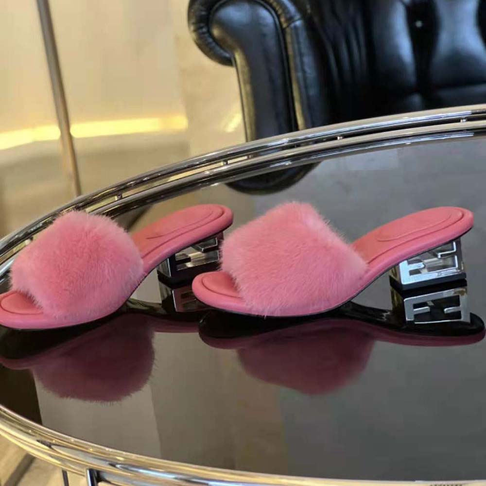 Fendi Women Baguette Pink Mink Slides - image 8